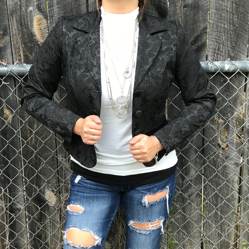 Black Floral Blazer